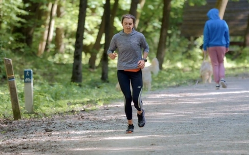 2012年最新年轻教师入党志愿书-春林公文网