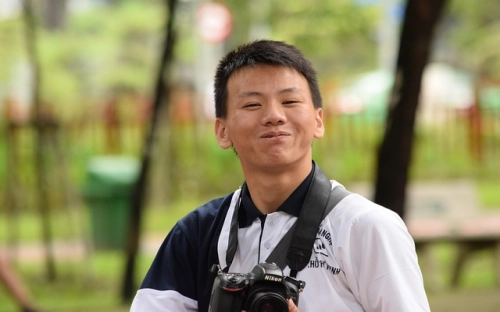 2017大一新生入党申请书范文-春林公文网