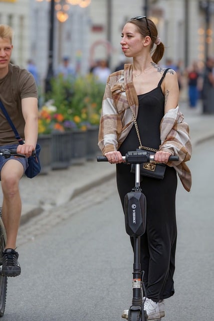 省委副秘书长在安全生产月活动领导小组会议上的讲话