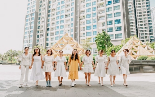 我爱我的祖国师生朗诵会主持词-春林公文网