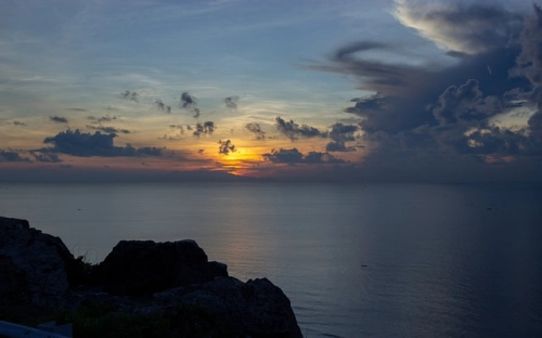 礼仪文书：许遐女士唁电-春林公文网