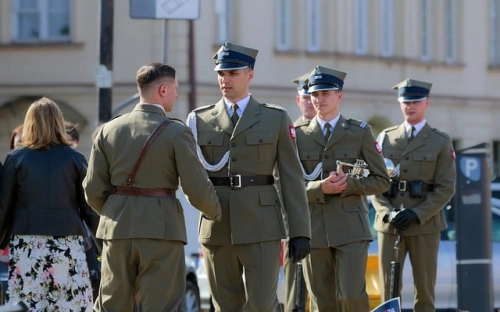 县教育局学习实践活动整改落实阶段情况总结-春林公文网