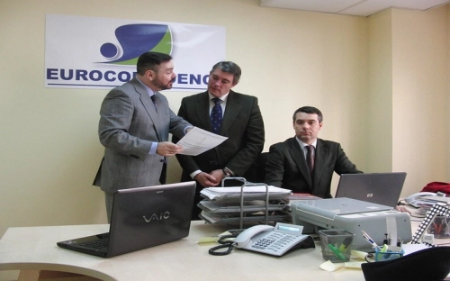 区普法及依法治理工作半年总结-春林公文网