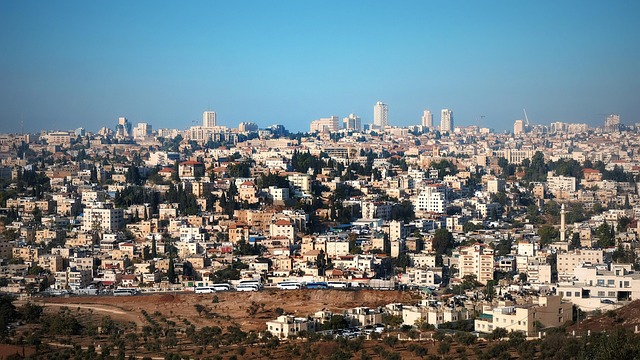 城区表彰大会主持词范文